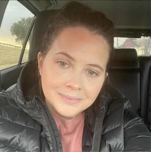 Meet your Posher, Robyn